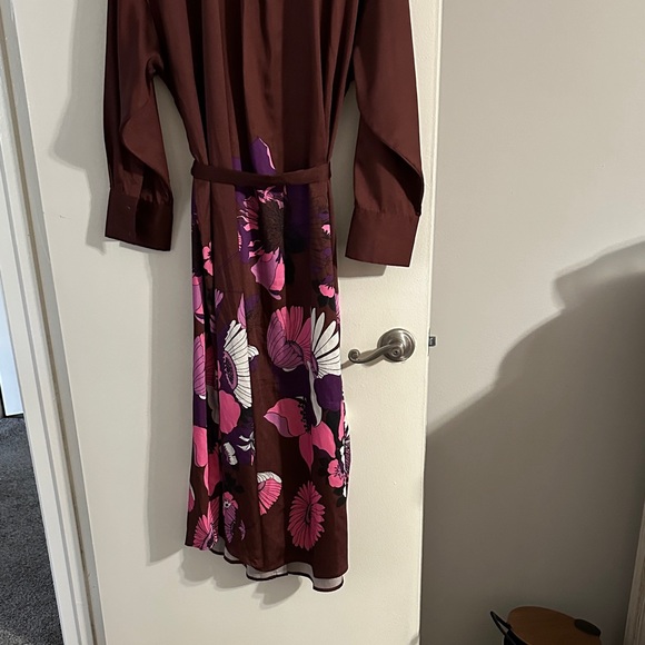 Express Brown Long-Sleeve Floral Shirt Dress with Pink Accents - Picture 10 of 11